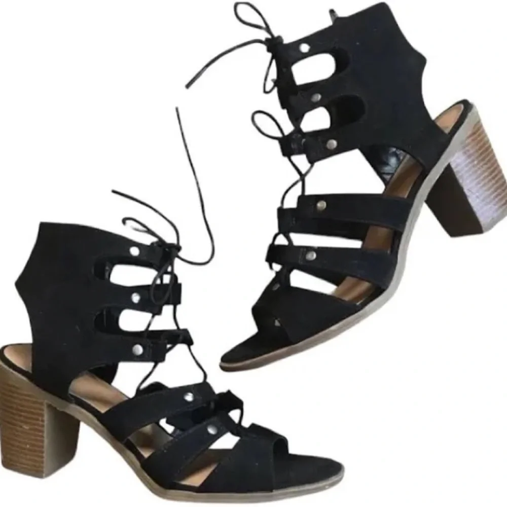 Dolce Vita Black Lace Up Heels - Picture 2 of 5